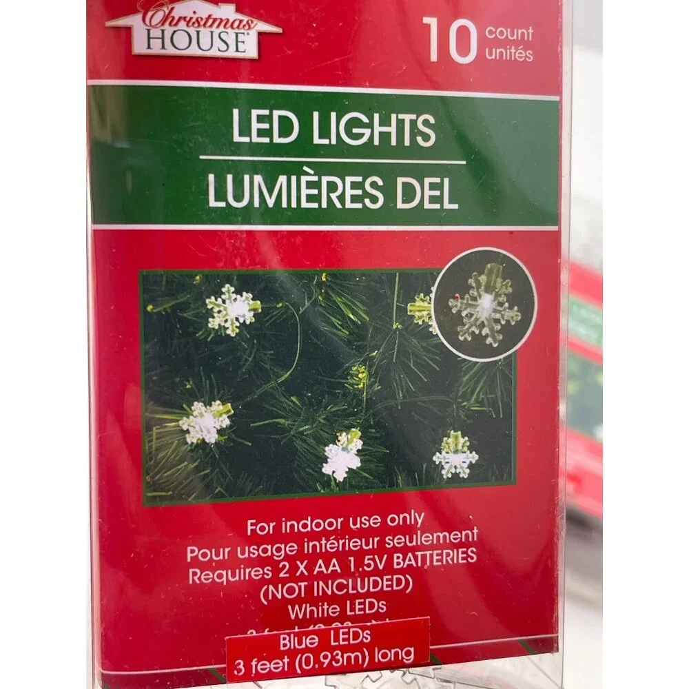 LED Holiday String Lights White 10 Ct‎  Indoor Battery Operated 2 PC.